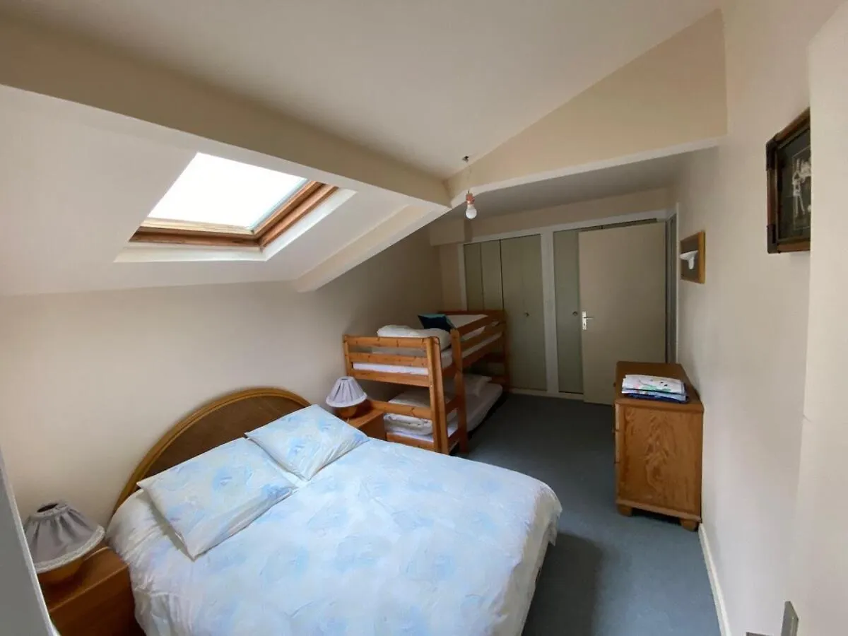 Apartment, Seafront, Beach, Ground Floor كارناك